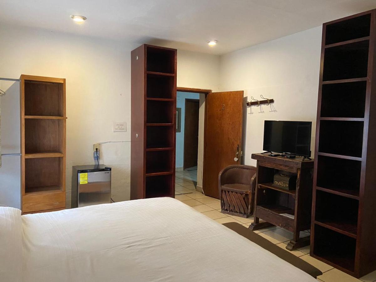 Meson Don Quijote Homestay Ajijic